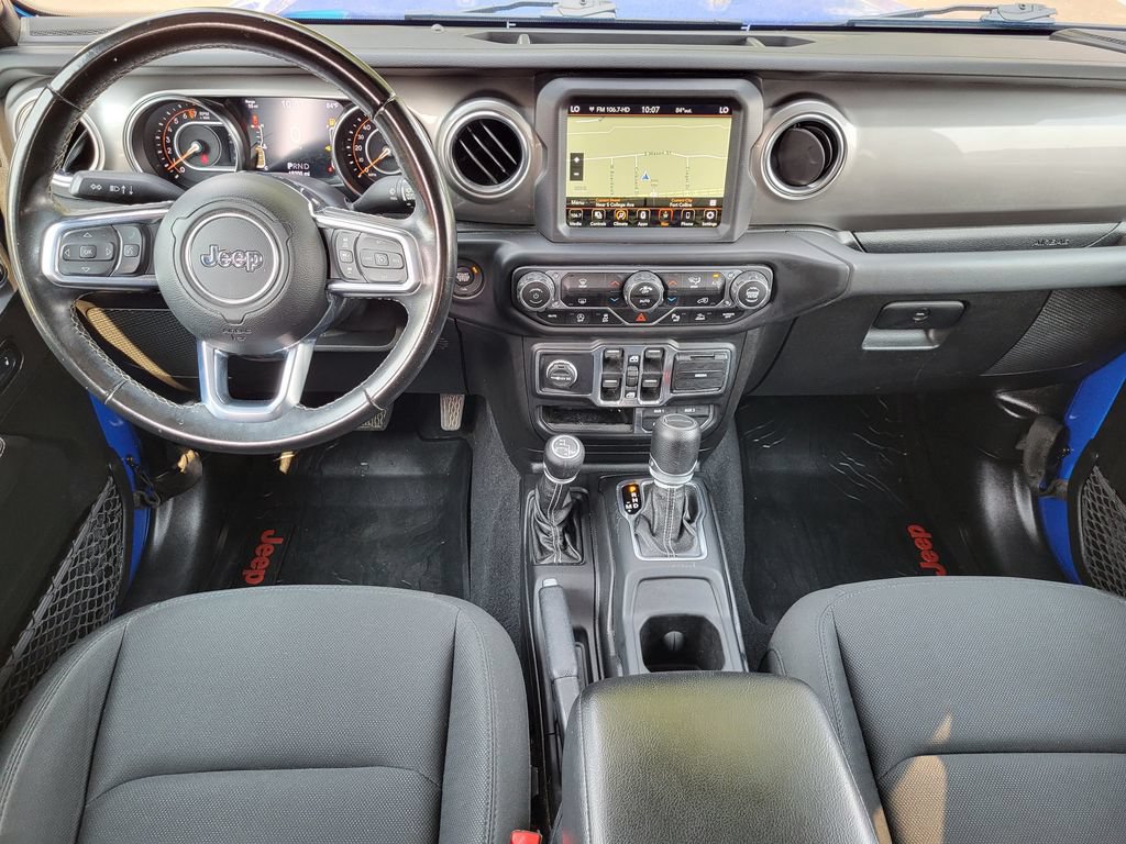 Used 2020 Jeep Gladiator Overland AWD/4WD image 29