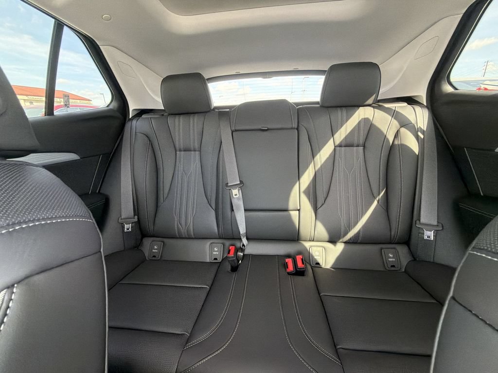 New 2026 Buick Envision Avenir AWD/4WD image 13