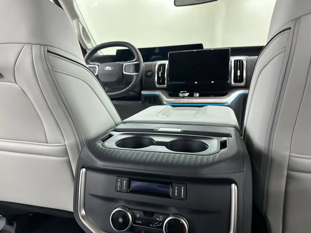 New 2027 Ford Expedition Platinum w/ Platinum Ultimate Package AWD/4WD image 26