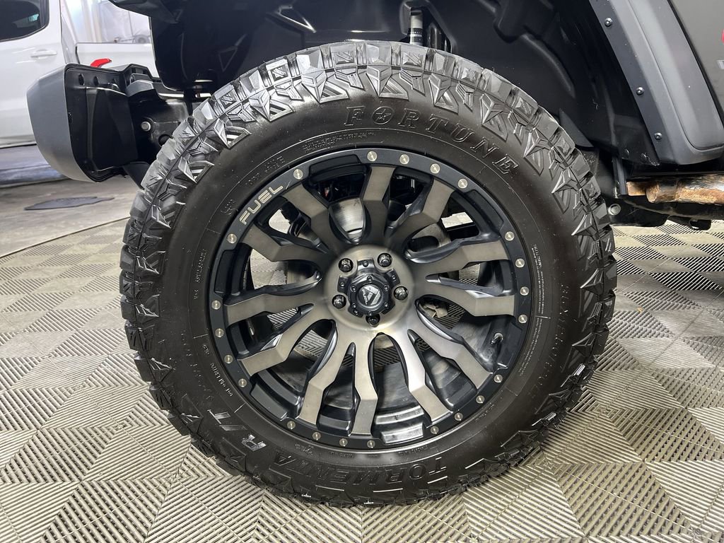 Used 2018 Jeep Wrangler Unlimited Rubicon AWD/4WD image 31