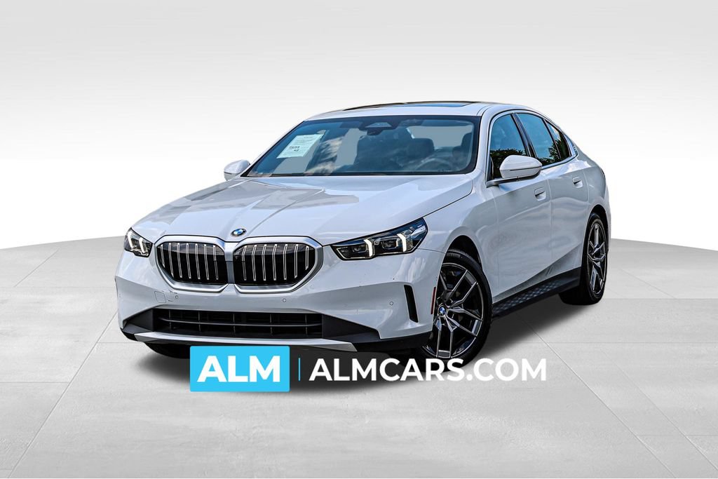 Used 2026 BMW 530i RWD image 1