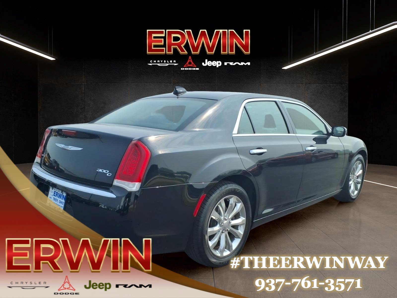 Used 2017 Chrysler 300 C AWD/4WD image 7