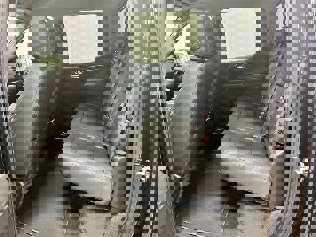 New 2026 GMC Sierra 1500 SLT w/ SLT Premium Package image 12