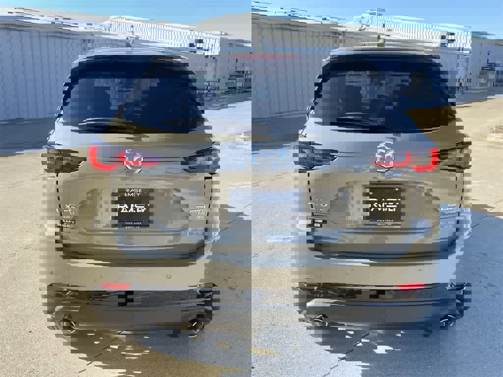 Certified 2025 MAZDA CX-5 Carbon Edition image 5