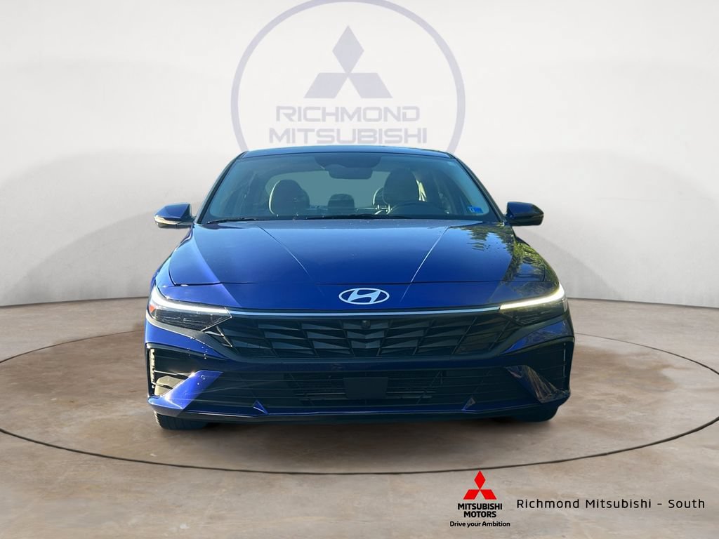 Used 2024 Hyundai Elantra Limited FWD image 8