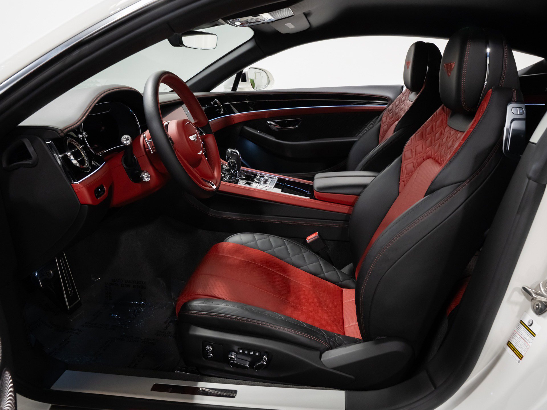 Used 2020 Bentley Continental GT V8 image 30