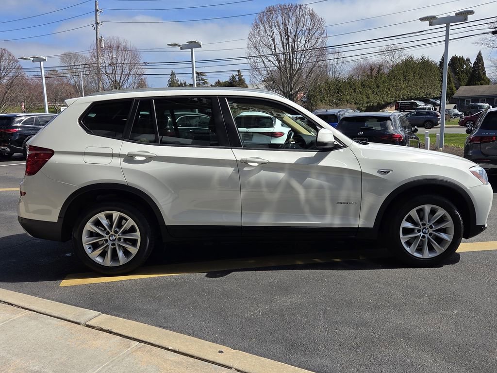 Used 2017 BMW X3 xDrive28i AWD/4WD image 6