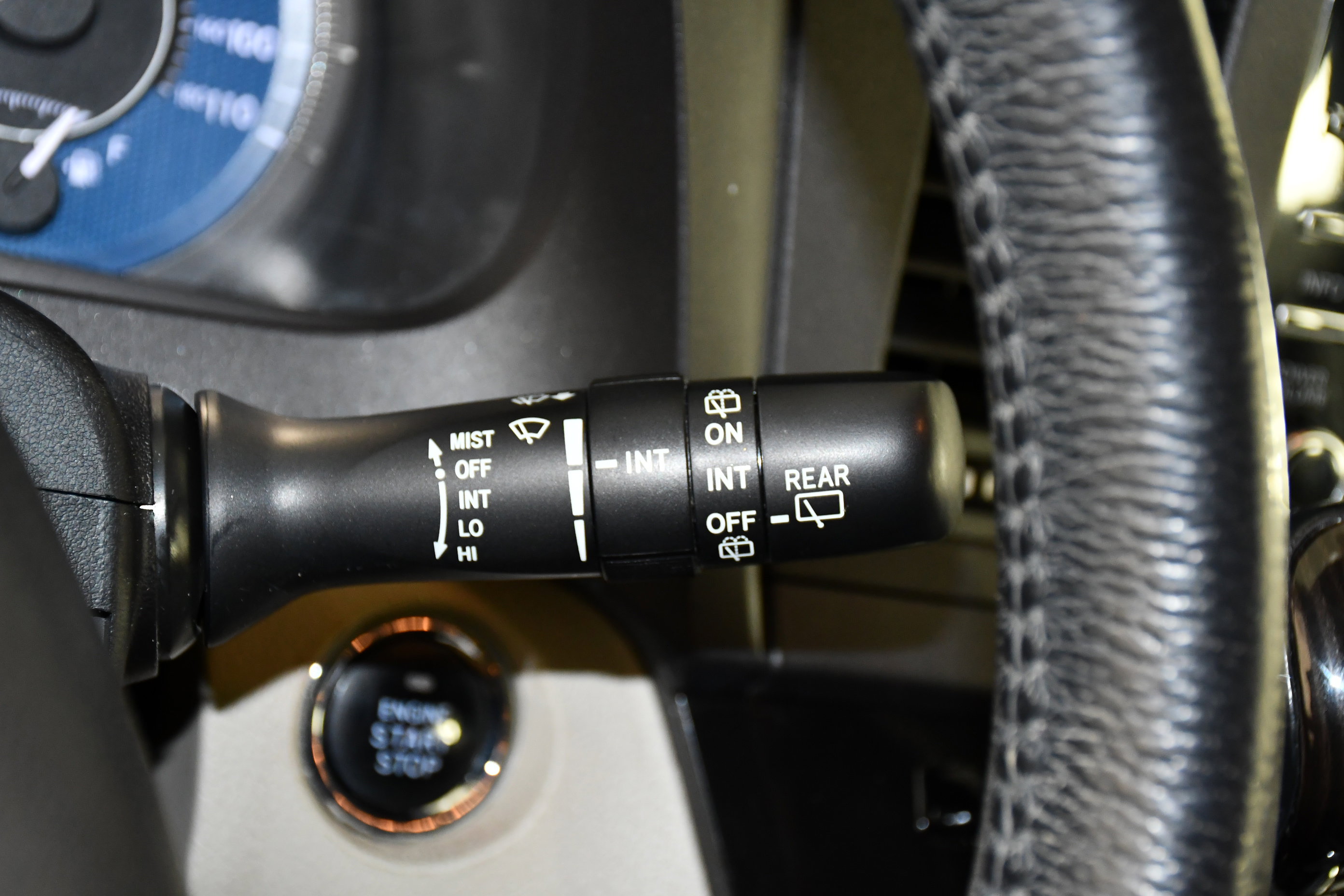 Used 2018 Toyota Sienna XLE FWD image 23
