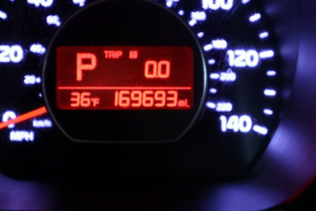 Used 2019 Kia Soul + image 14