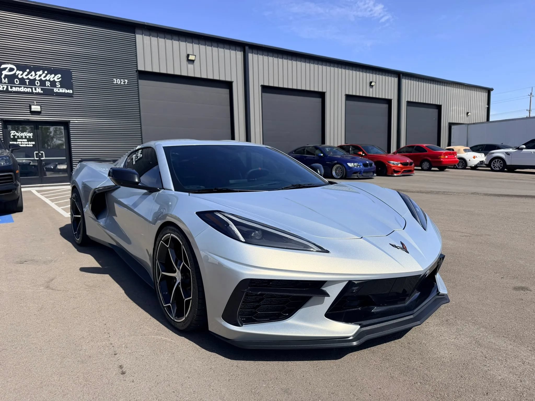 Used 2023 Chevrolet Corvette Stingray Premium Cpe w/ Z51 Performance Package RWD image 3