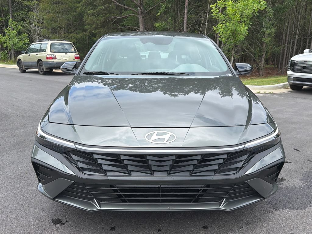 New 2026 Hyundai Elantra Sport FWD image 9