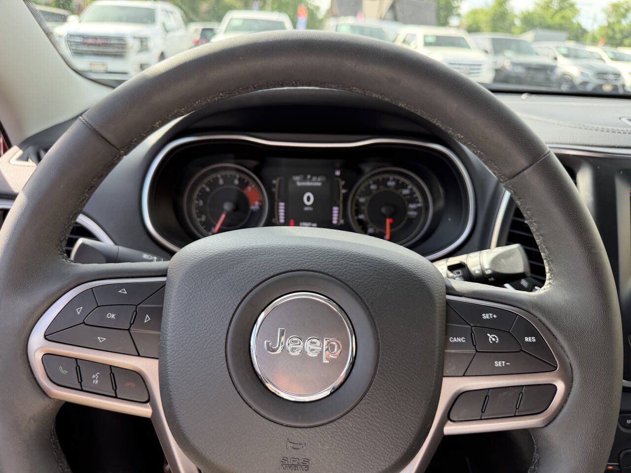 Used 2021 Jeep Cherokee Latitude Lux FWD image 19