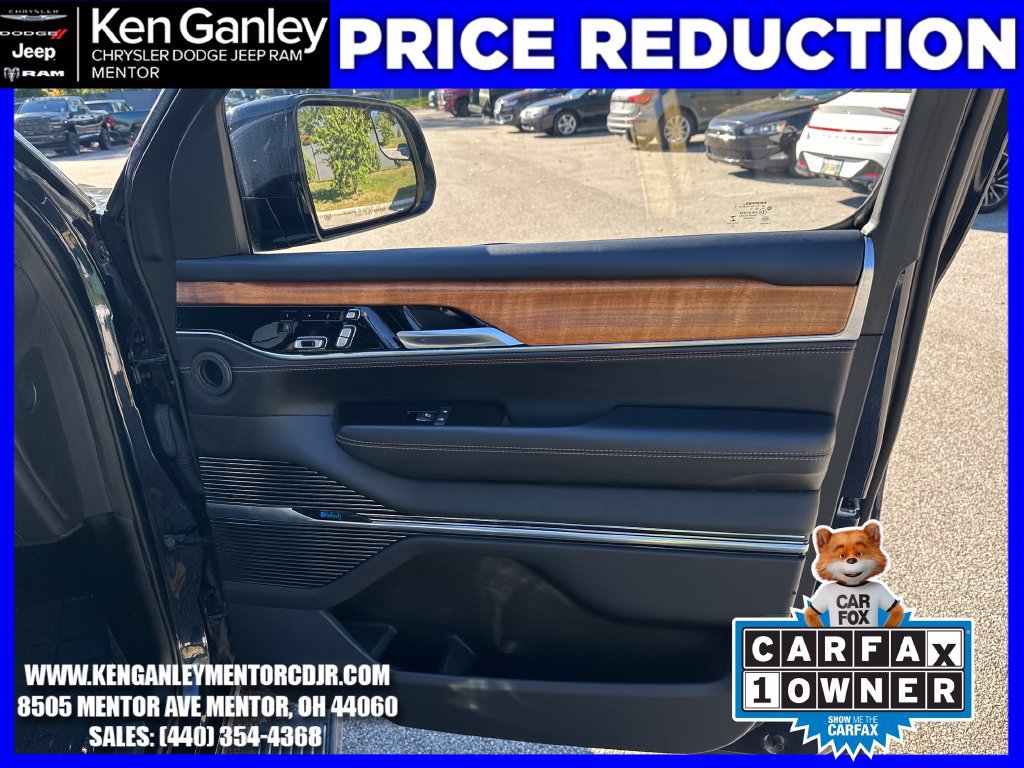 Used 2022 Jeep Grand Wagoneer Series III AWD/4WD image 27