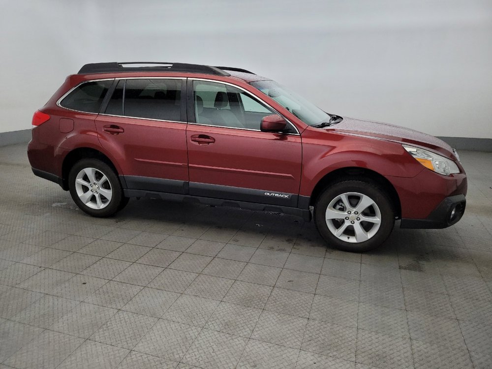 Used 2014 Subaru Outback 2.5i Premium image 11