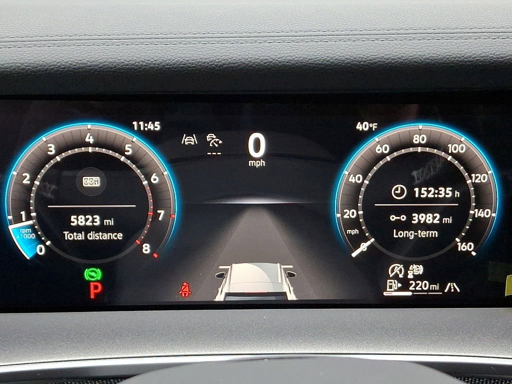 Certified 2025 Volkswagen Tiguan S image 24