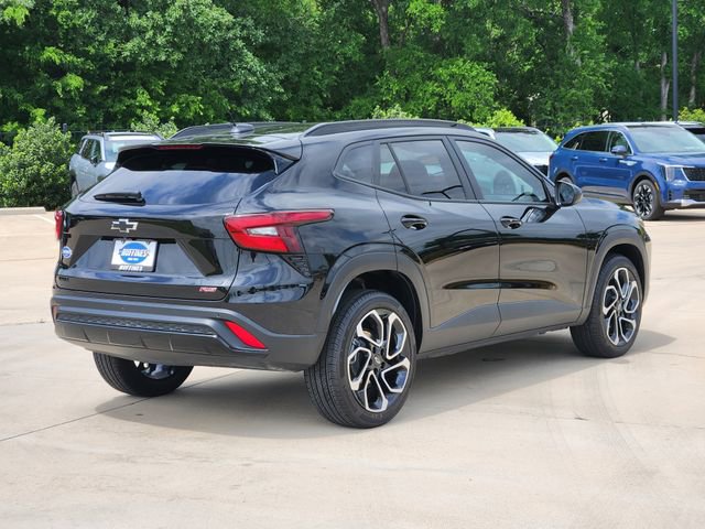 Used 2025 Chevrolet Trax RS w/ Sunroof Package FWD image 7