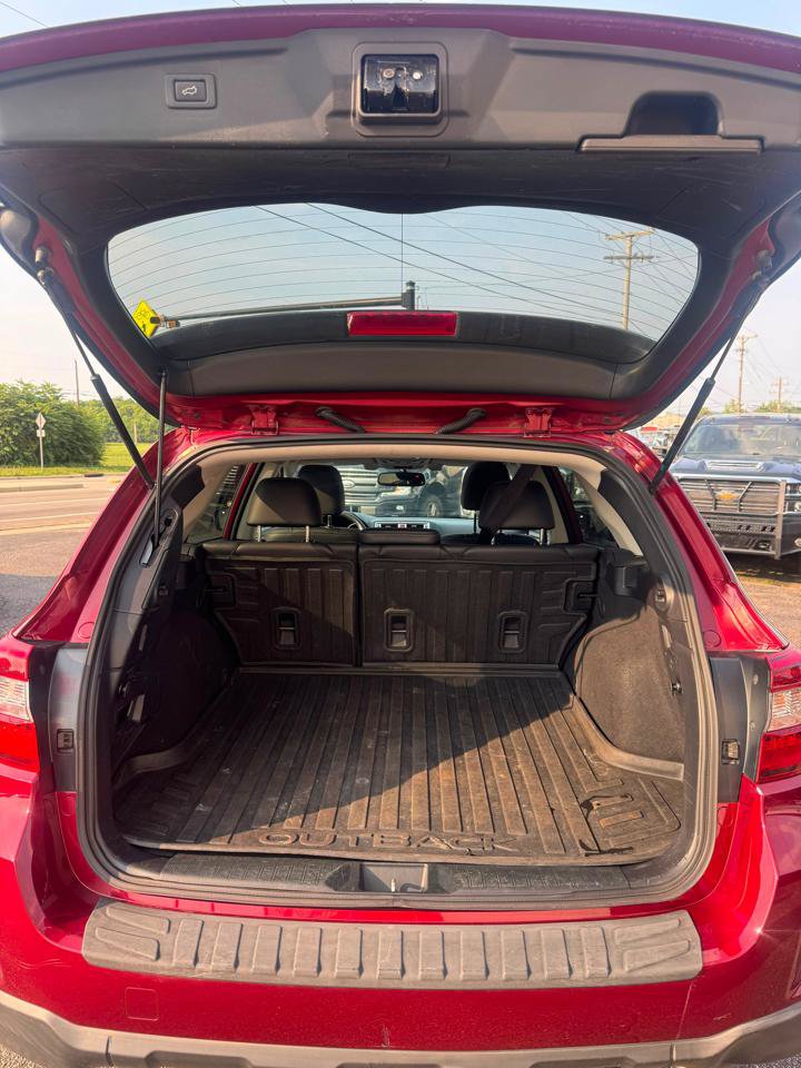 Used 2015 Subaru Outback 3.6R Limited AWD/4WD image 21