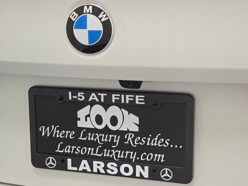 Used 2026 BMW 530i xDrive w/ Premium Package image 32