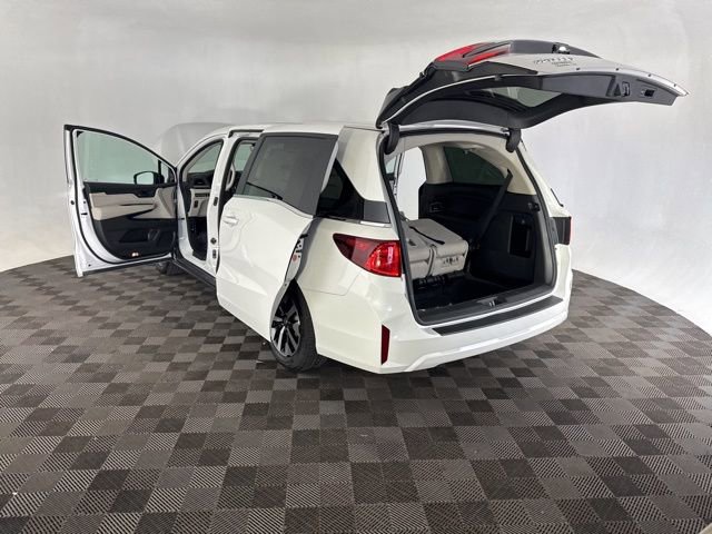 Certified 2026 Honda Odyssey EX-L image 21