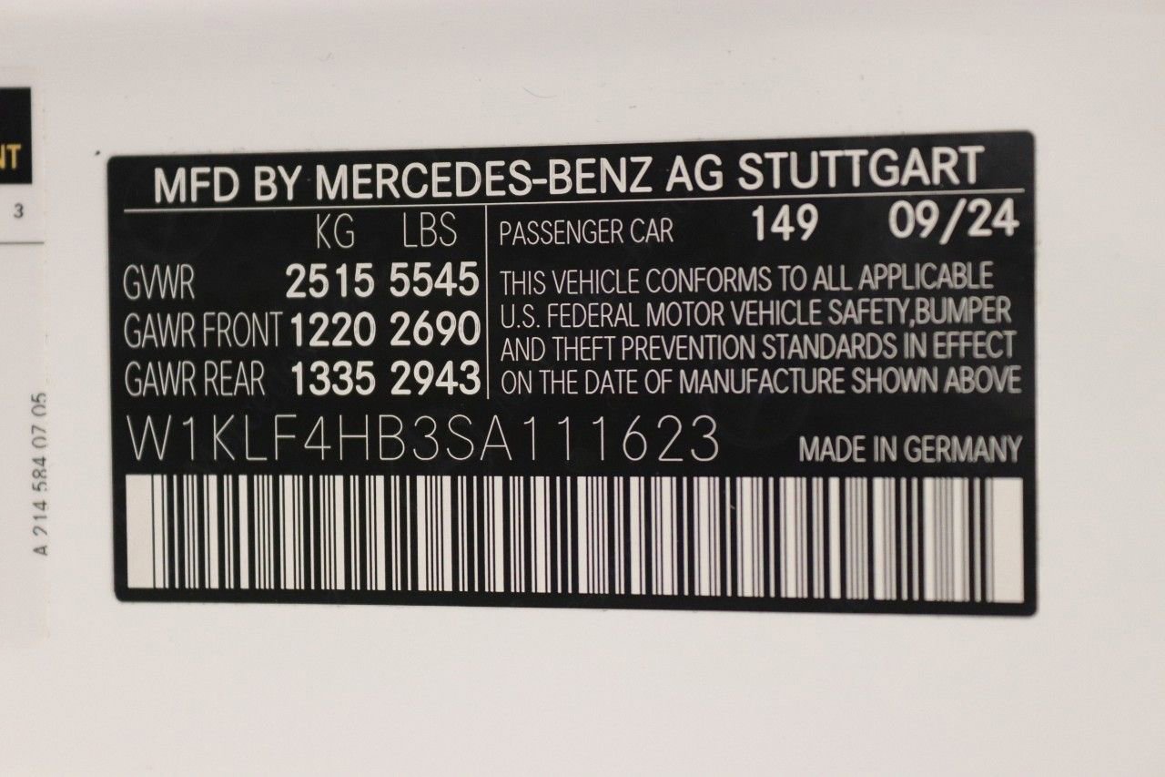 Used 2025 Mercedes-Benz E 350 4MATIC Sedan image 16