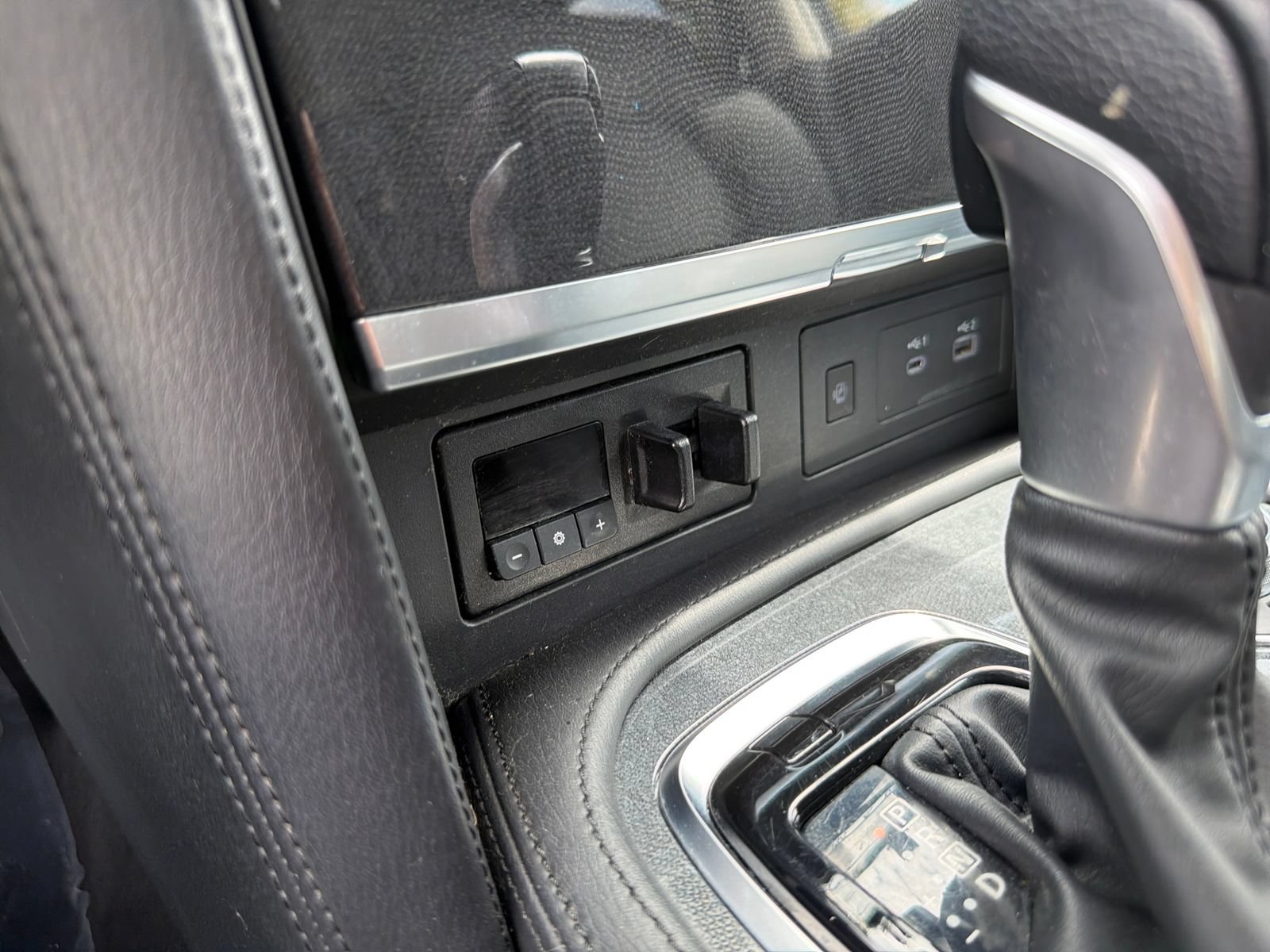 Certified 2024 Nissan Armada SV AWD/4WD image 22