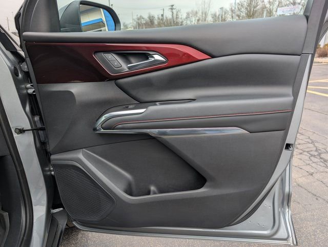 Used 2024 Chevrolet Traverse Z71 w/ LPO, Floor Liner Package image 13