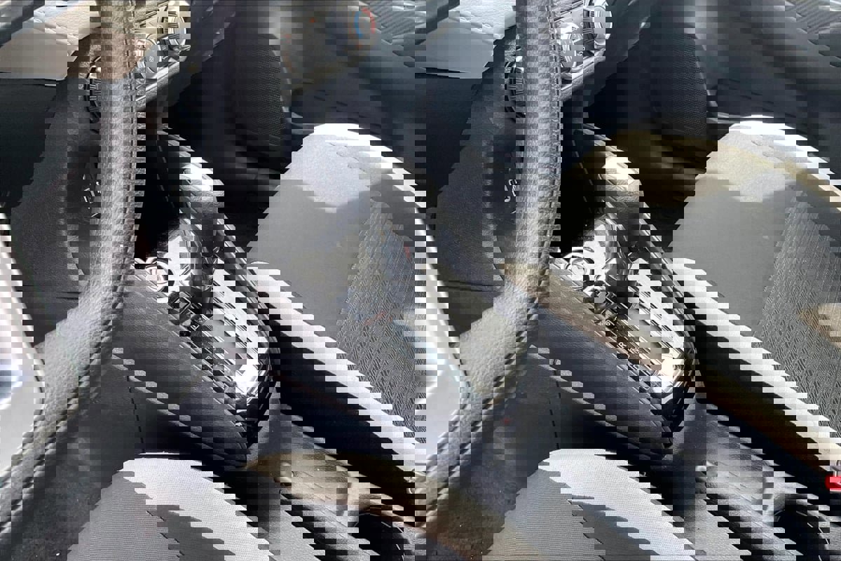 Used 2021 Nissan Versa SV image 15