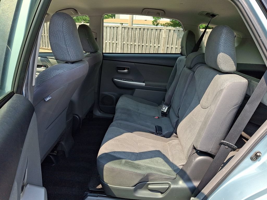 Used 2014 Toyota Prius V Three FWD image 11