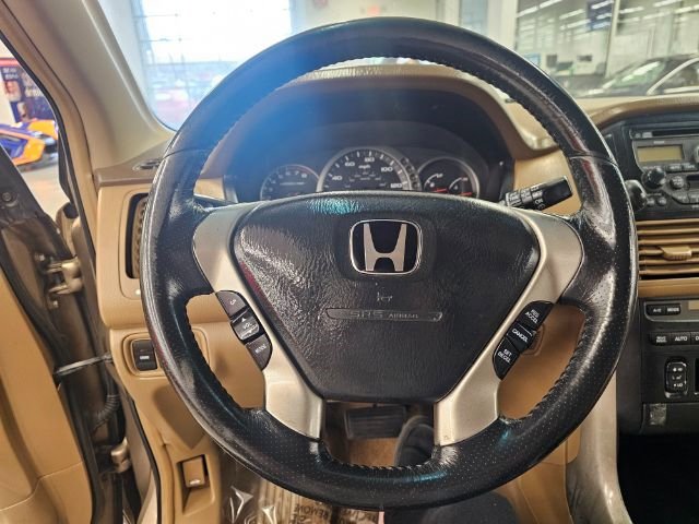 Used 2004 Honda Pilot EX image 16