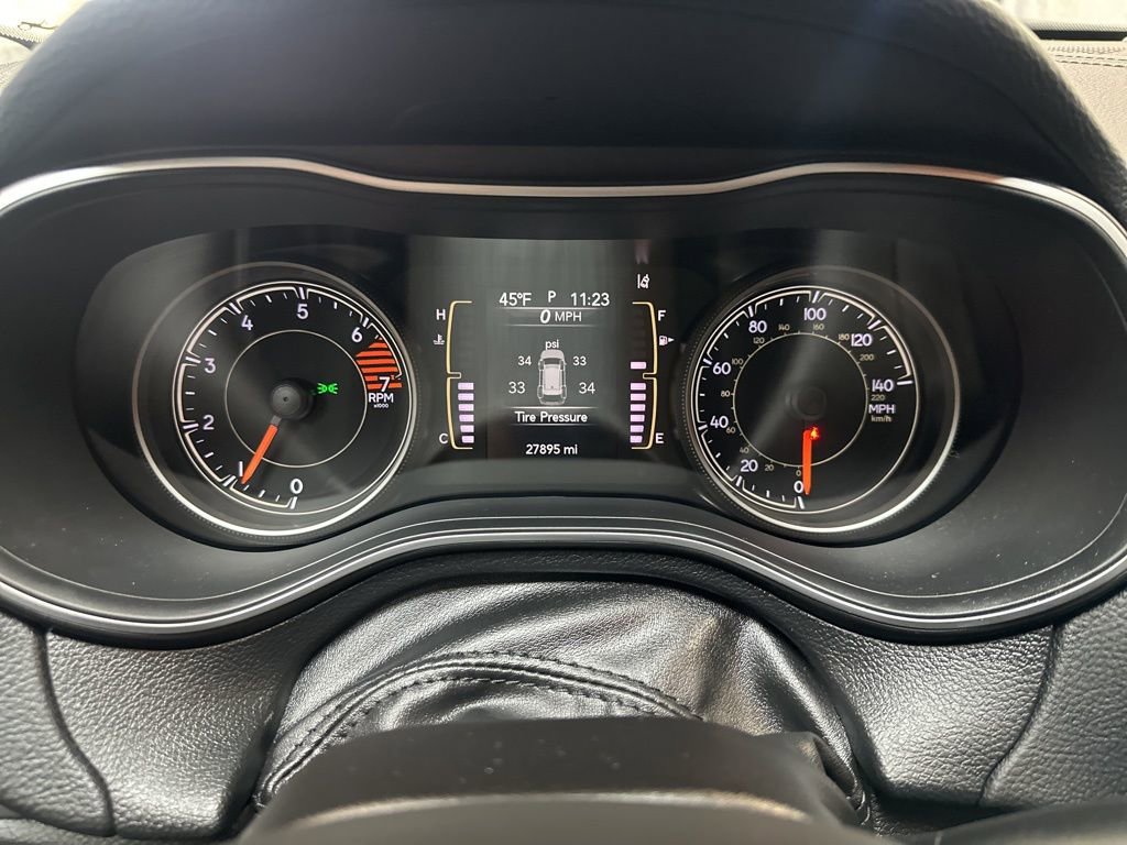 Used 2021 Jeep Cherokee Latitude Plus image 26