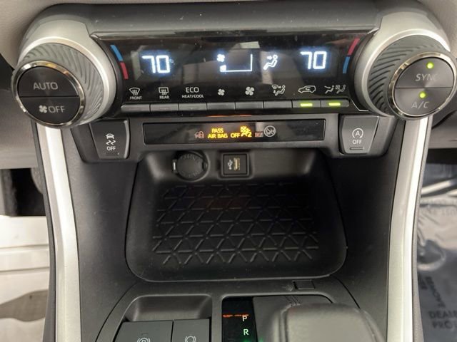 Used 2024 Toyota RAV4 XLE image 27