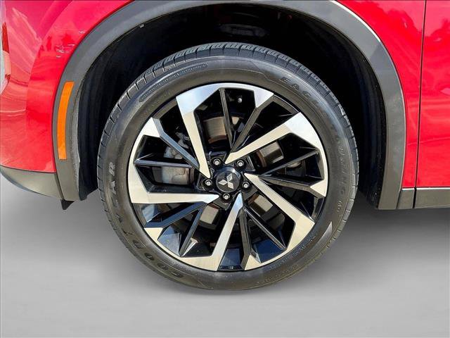 Used 2022 Mitsubishi Outlander SE FWD image 10