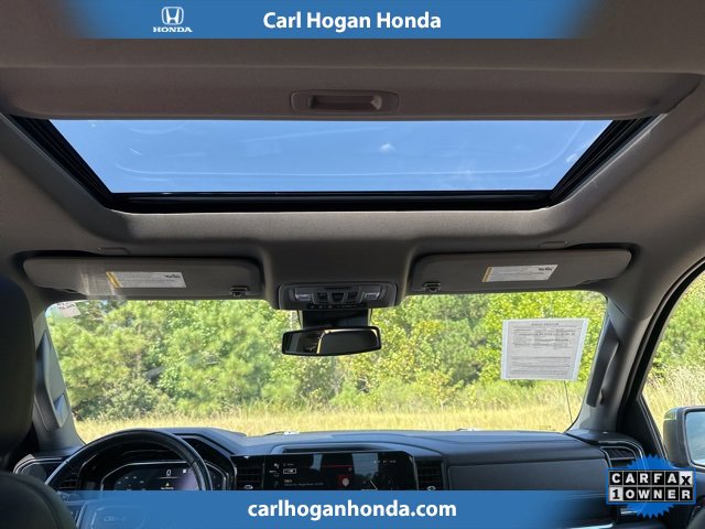 Used 2022 GMC Sierra 1500 SLT w/ SLT Premium Plus Package image 16