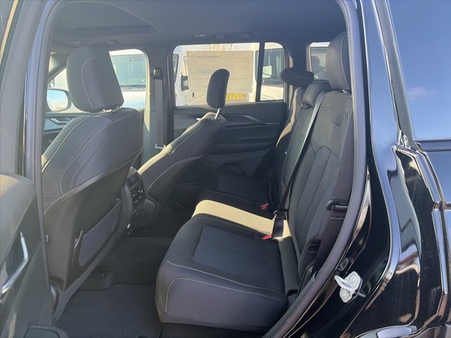 New 2026 Jeep Grand Cherokee Laredo X AWD/4WD image 10