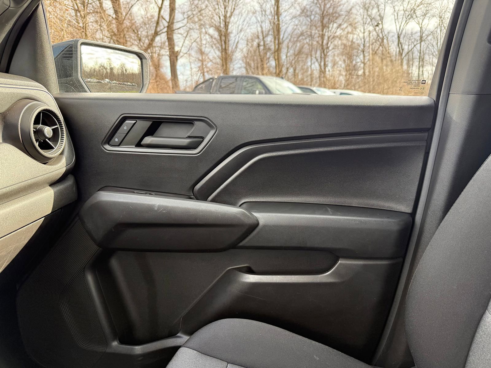 Certified 2023 Chevrolet Colorado Trail Boss w/ Advanced Trailering Package image 35