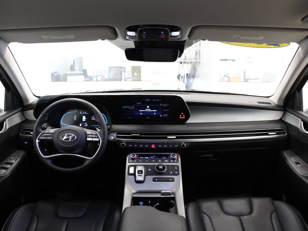 Used 2023 Hyundai Palisade SEL FWD image 18
