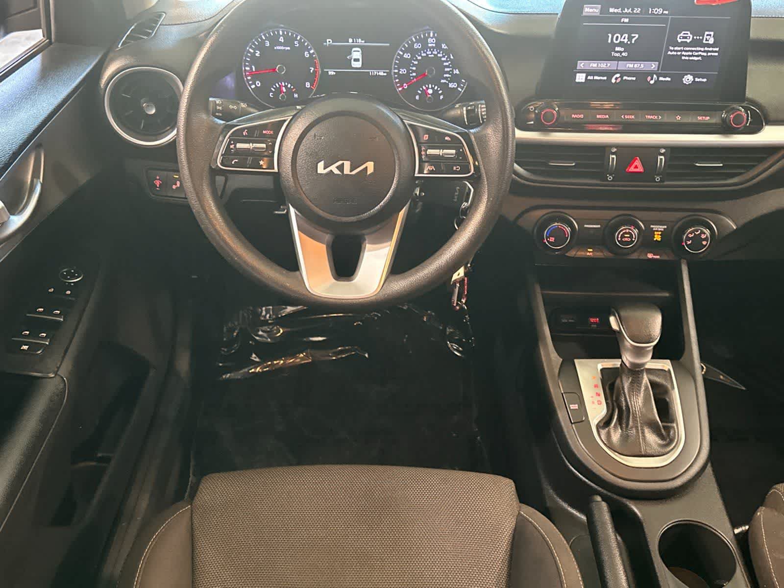 Used 2022 Kia Forte LXS w/ LXS Technology Package FWD image 15