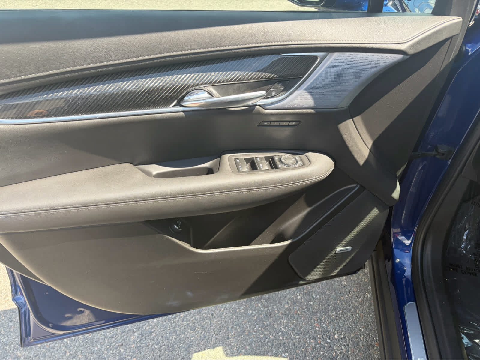 Used 2024 Cadillac XT6 Sport AWD/4WD image 12