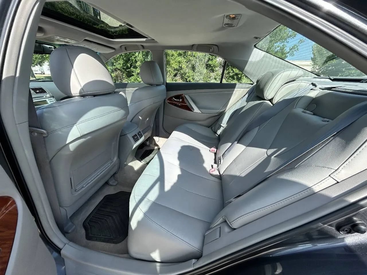 Used 2009 Toyota Camry XLE FWD image 13