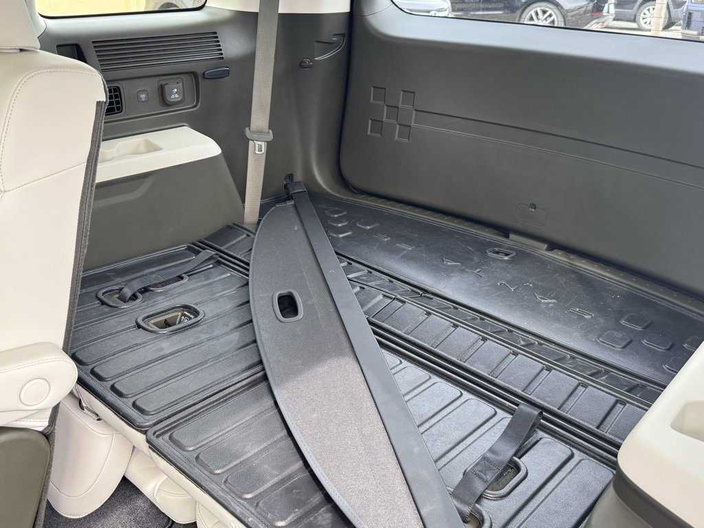 Used 2025 Hyundai Santa Fe Calligraphy image 14