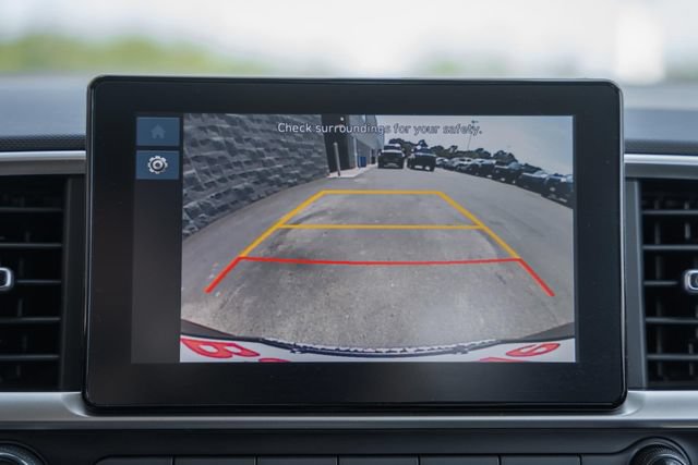 Used 2024 Hyundai Venue SEL FWD image 42