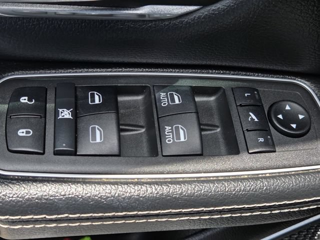 Used 2022 RAM 1500 Laramie AWD/4WD image 25