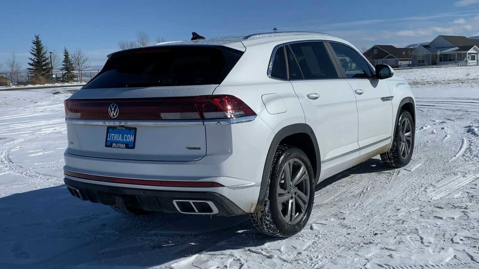 Used 2024 Volkswagen Atlas Cross Sport SEL R-Line image 8