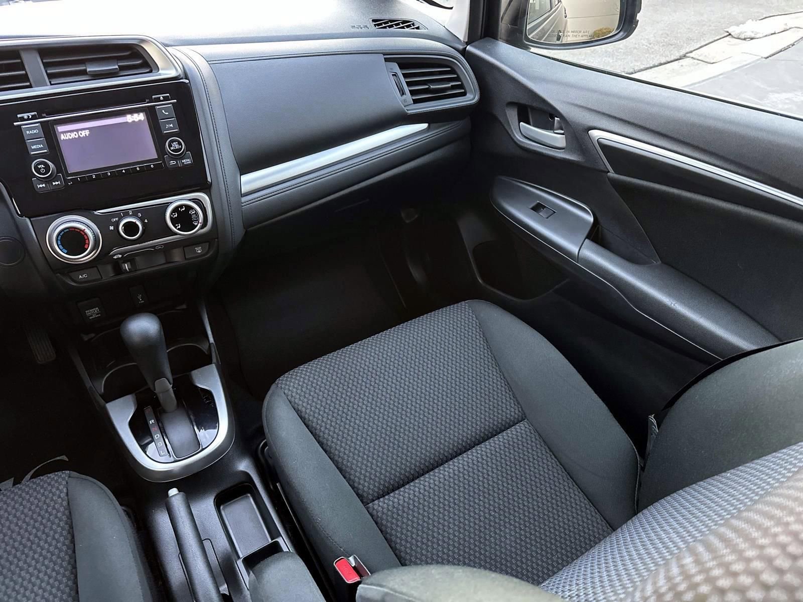 Used 2018 Honda Fit LX image 28