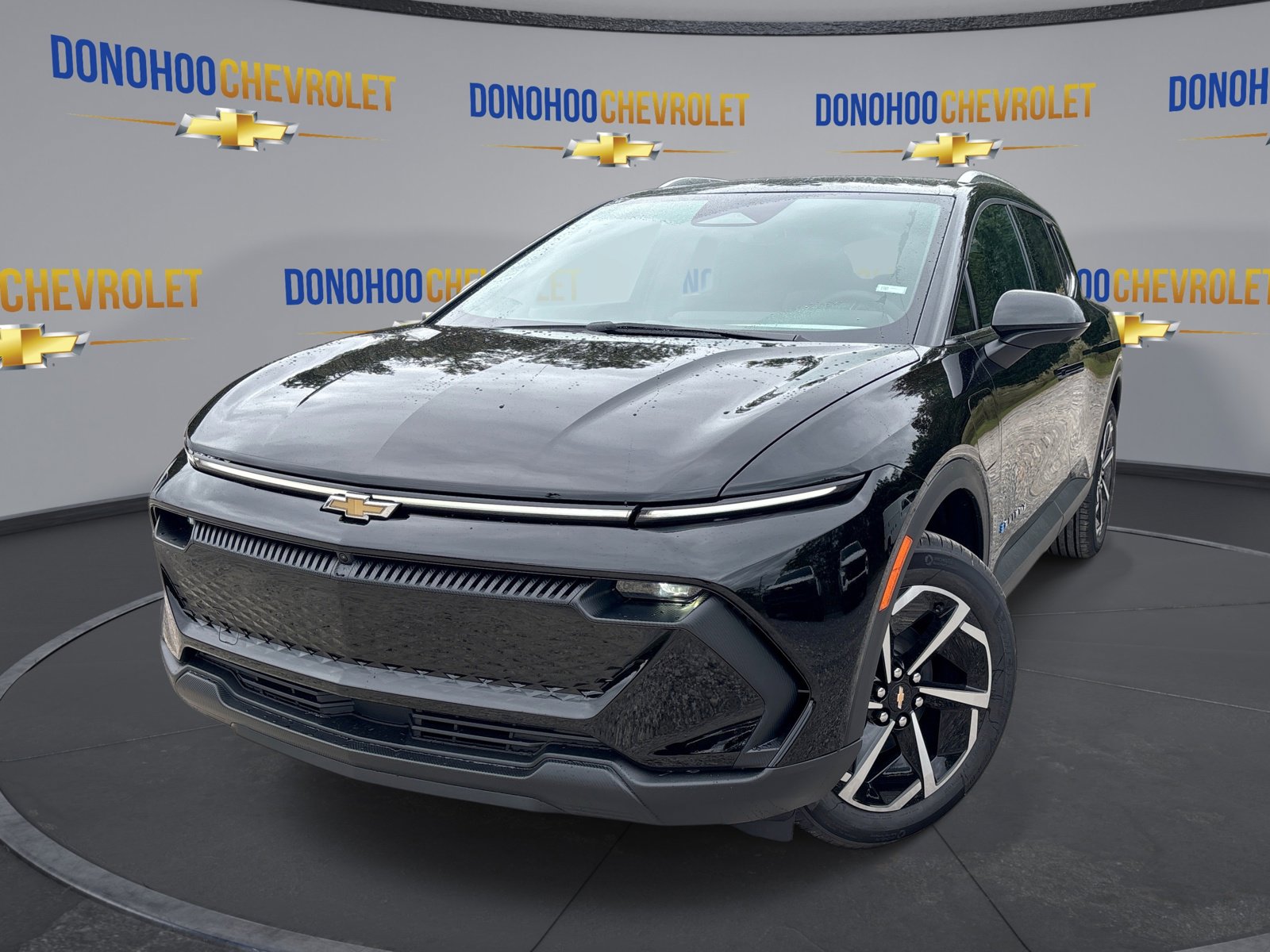 New 2026 Chevrolet Equinox EV LT image 4