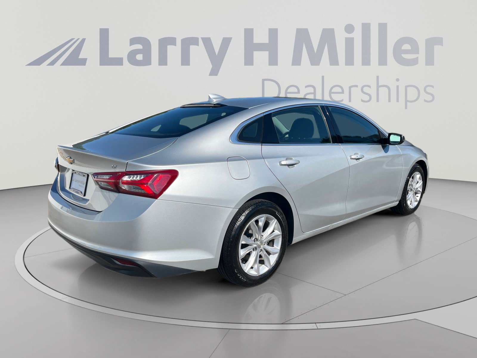 Used 2020 Chevrolet Malibu LT FWD image 5