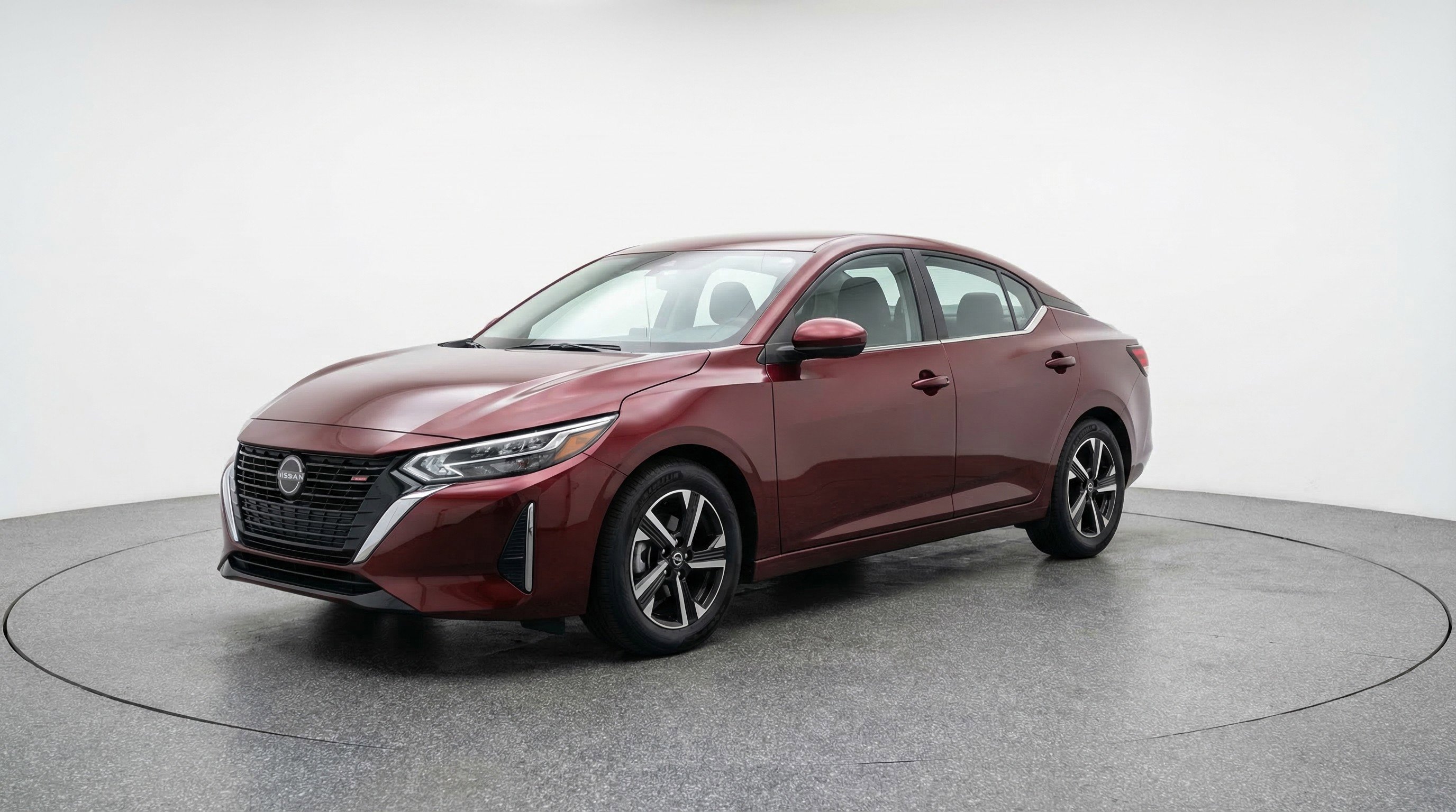 Used 2025 Nissan Sentra SV image 3