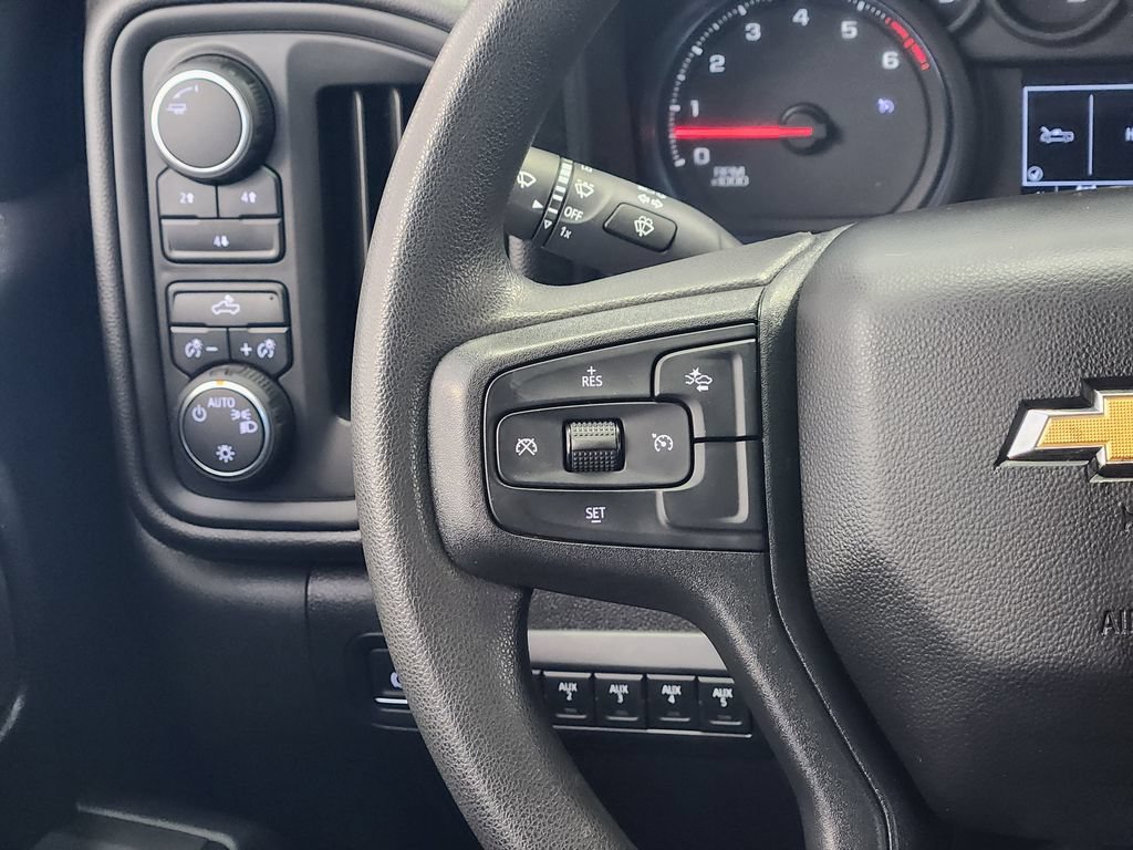 Used 2025 Chevrolet Silverado 2500 Custom w/ Custom Convenience Package AWD/4WD image 28