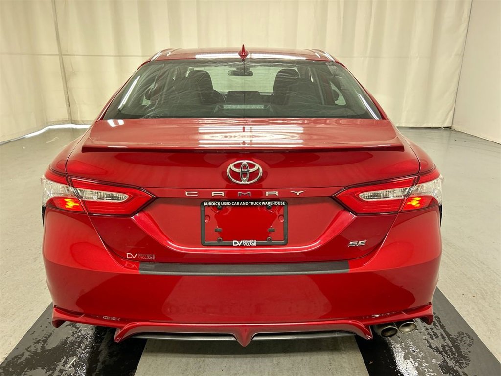 Used 2020 Toyota Camry SE image 20