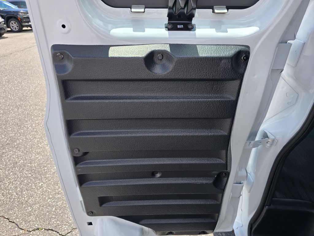 New 2026 Chevrolet Express 2500 w/ Communications Package RWD image 37